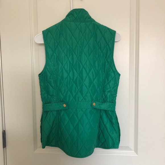 Green Getaway Quilted Vest - Picture 6 of 9